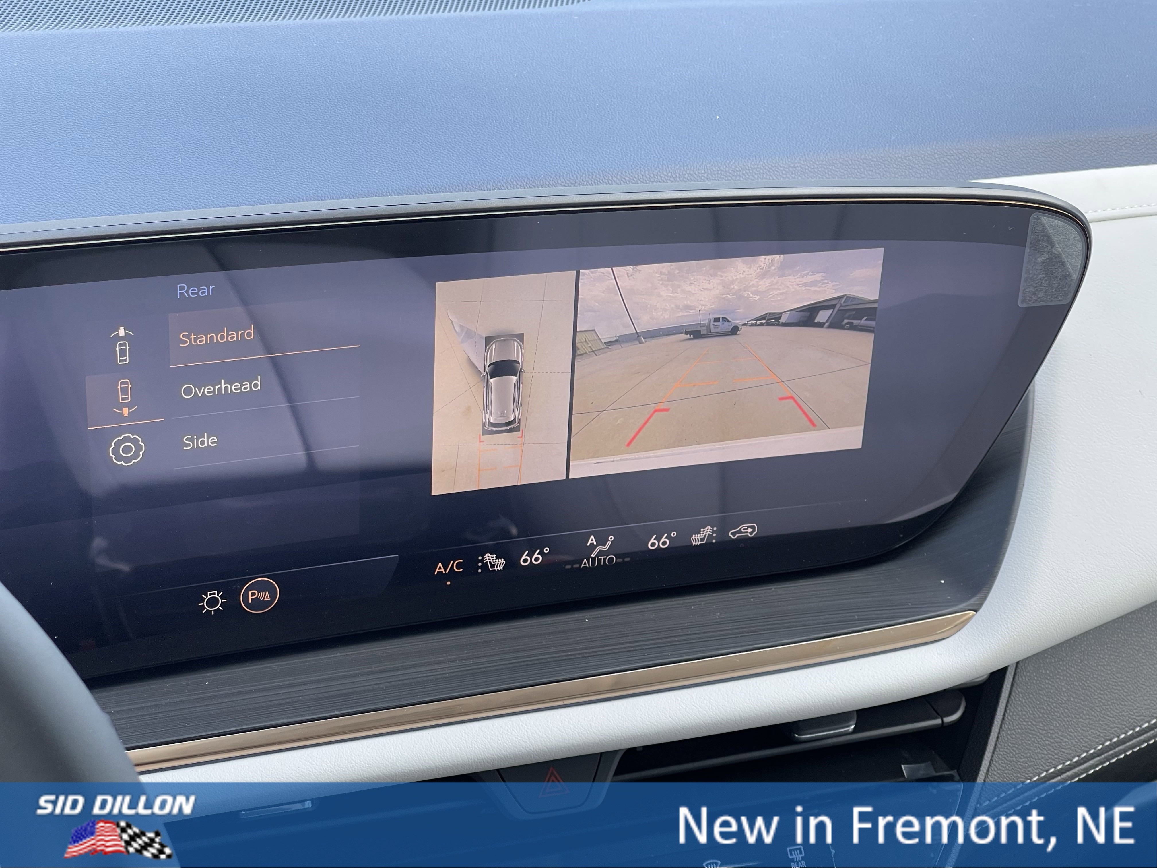 2025 Buick Envision Avenir photo 3