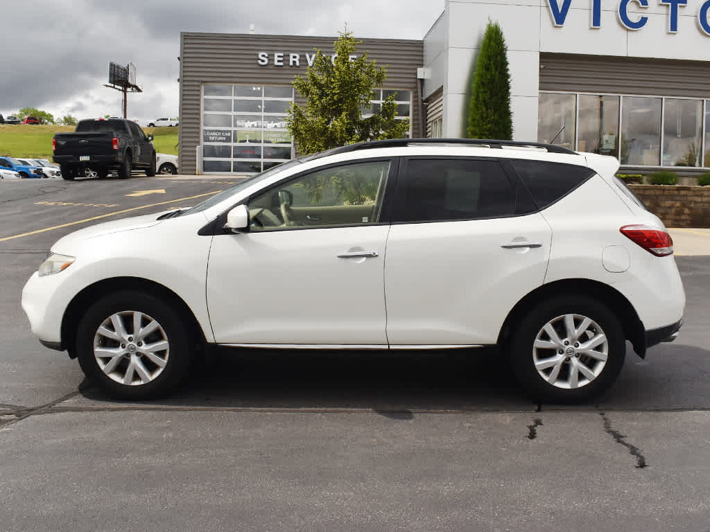 Used 2013 Nissan Murano SL with VIN JN8AZ1MW6DW320803 for sale in Dyersville, IA