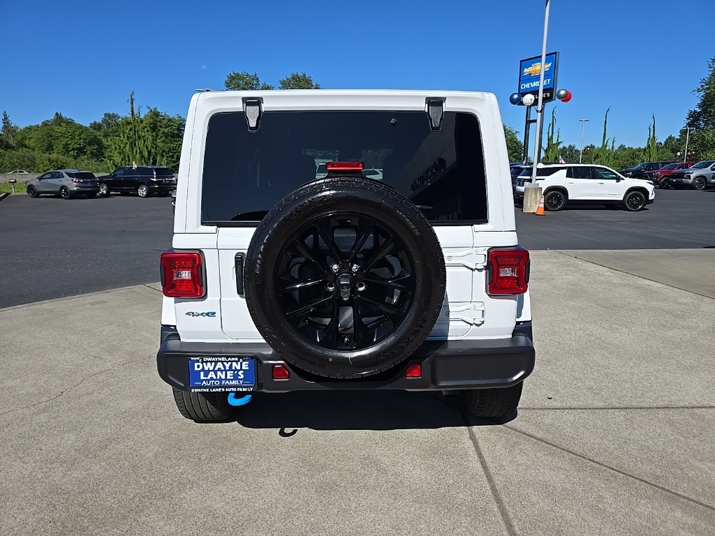2024 Jeep Wrangler Sahara 4xe photo 4