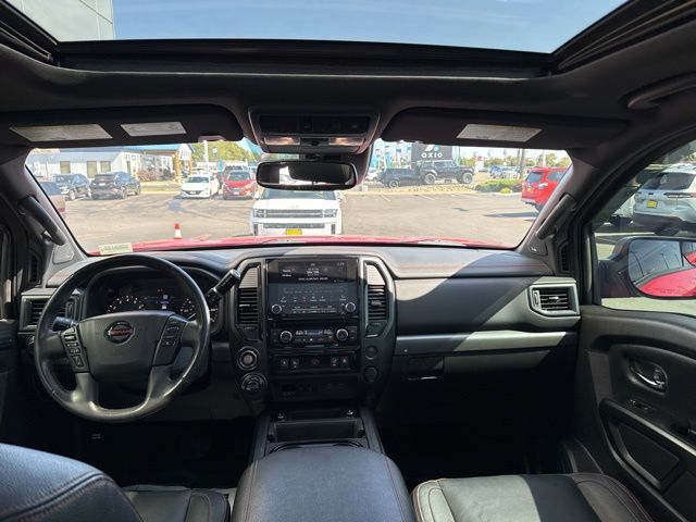 2021 Nissan Titan PRO-4X photo 16