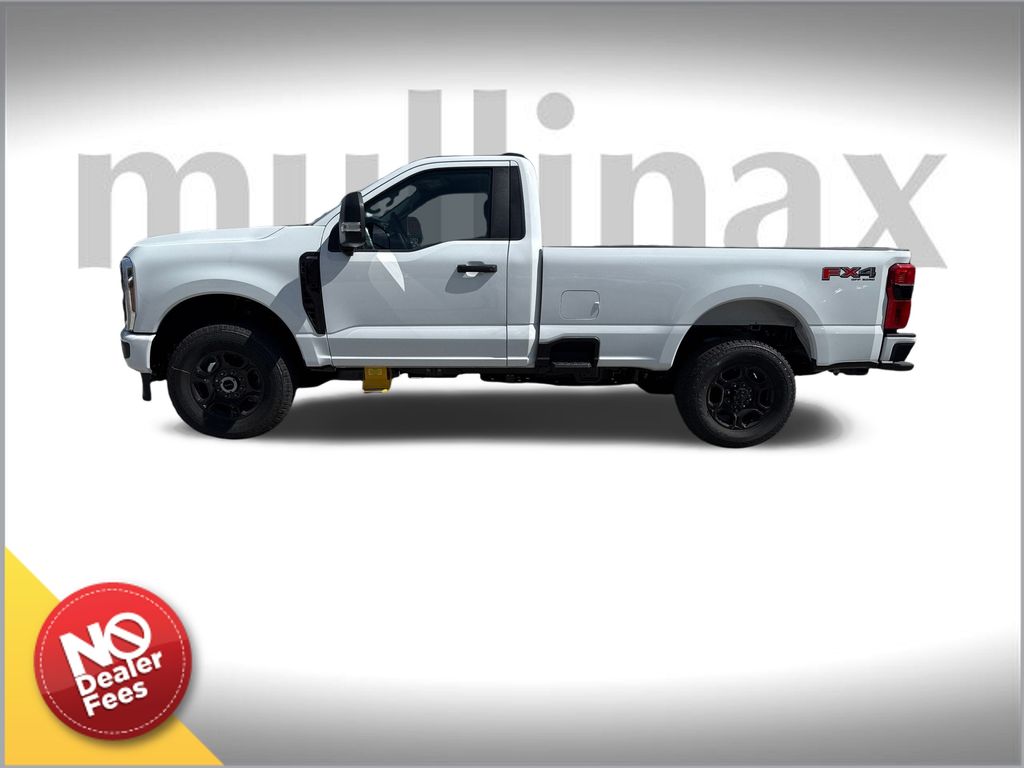 2025 Ford F-350 photo 2