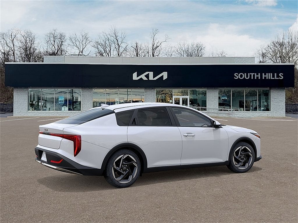 2025 Kia K4 EX photo 5