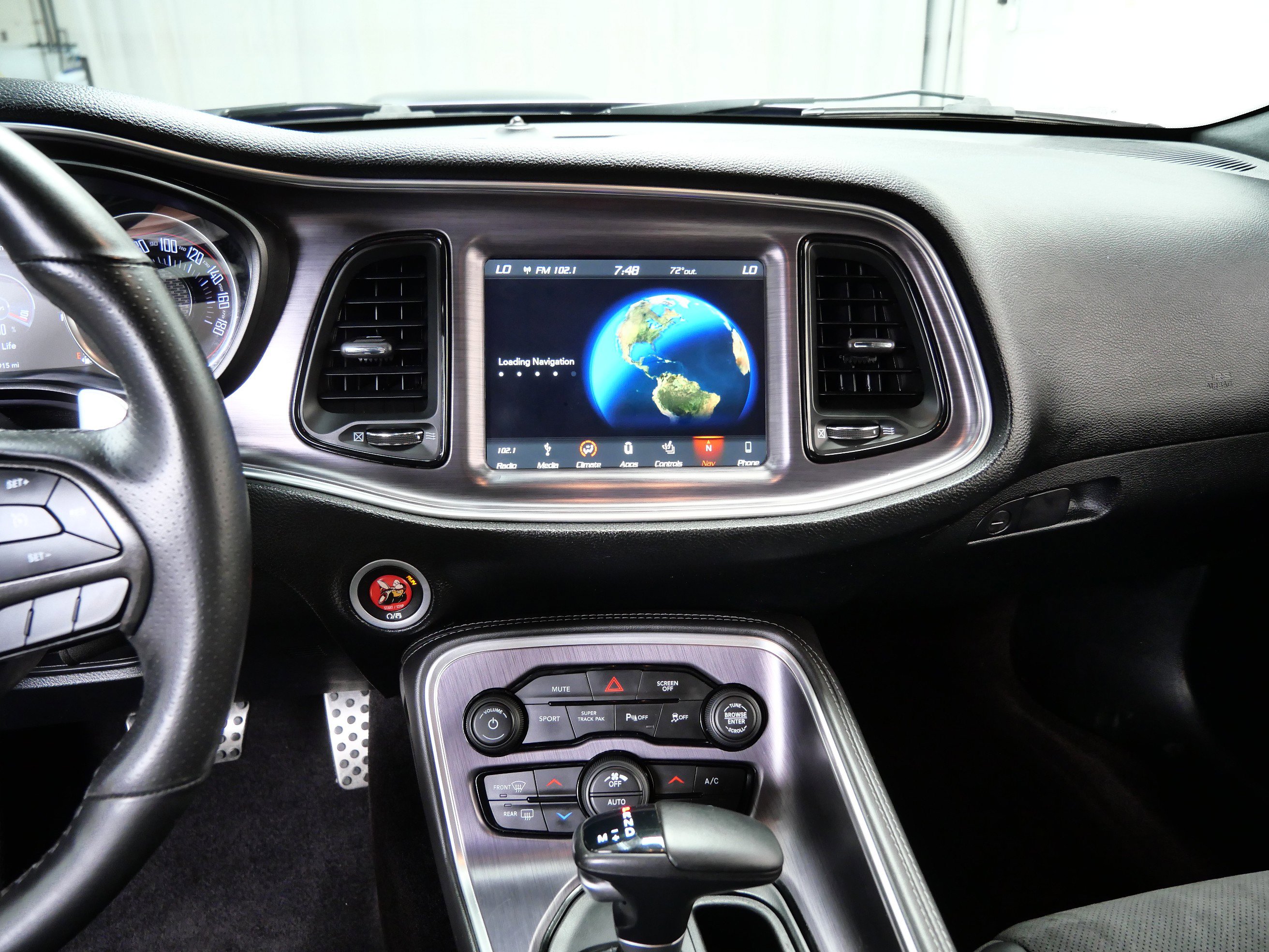 2018 Dodge Challenger 392 Scat Pack Shaker photo 17