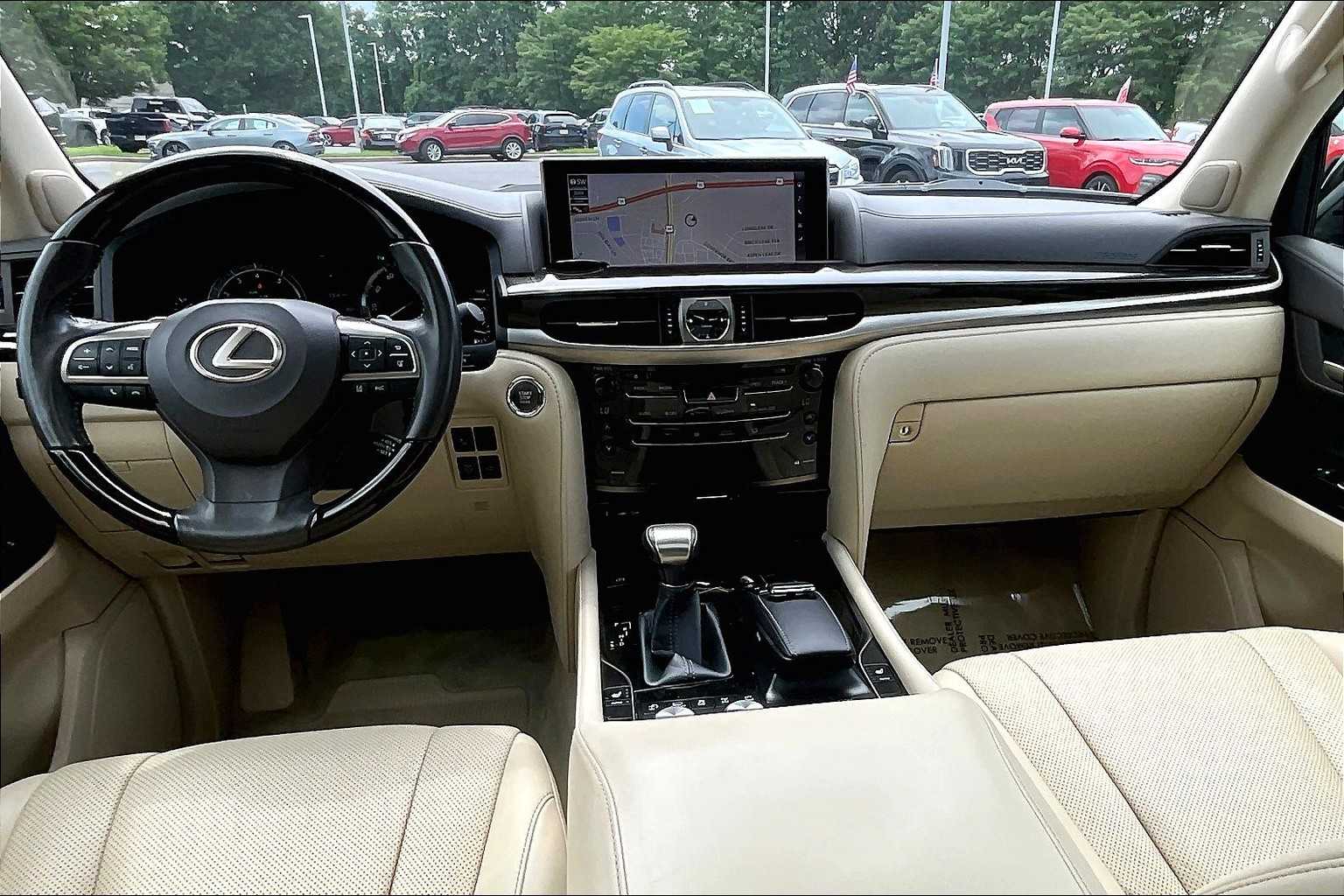 2018 Lincoln Corsair Standard photo 3