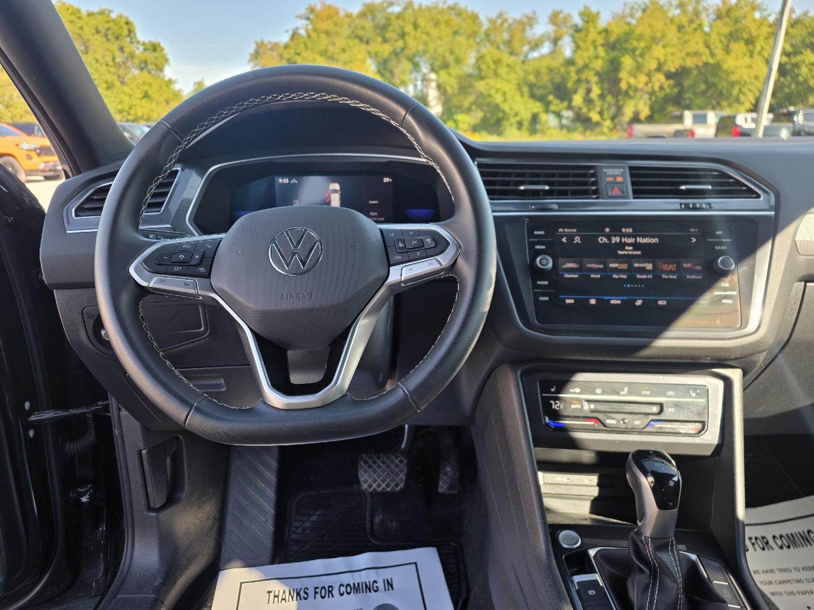 2022 Volkswagen Tiguan SE photo 15