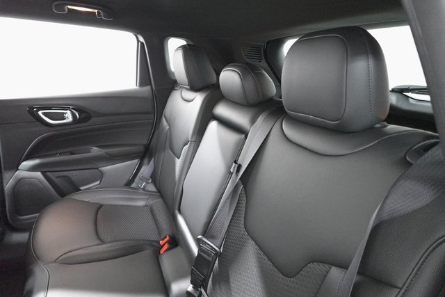 2025 Jeep Compass Latitude photo 26