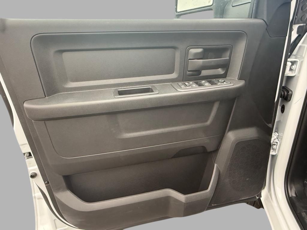 2025 Ram 2500 Tradesman photo 15