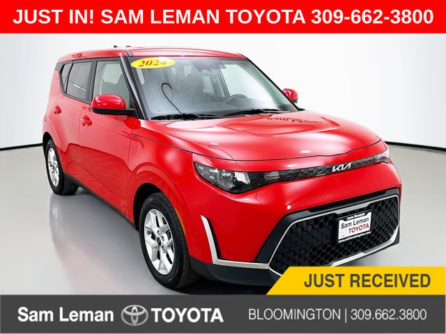 2024 Kia Soul LX's photo