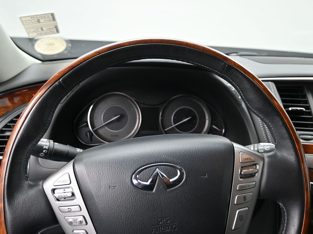 2017 Infiniti QX80 Base photo 10