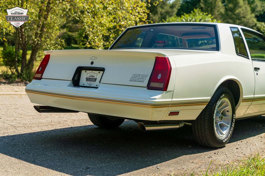 1987 Chevrolet Monte Carlo SS photo 35