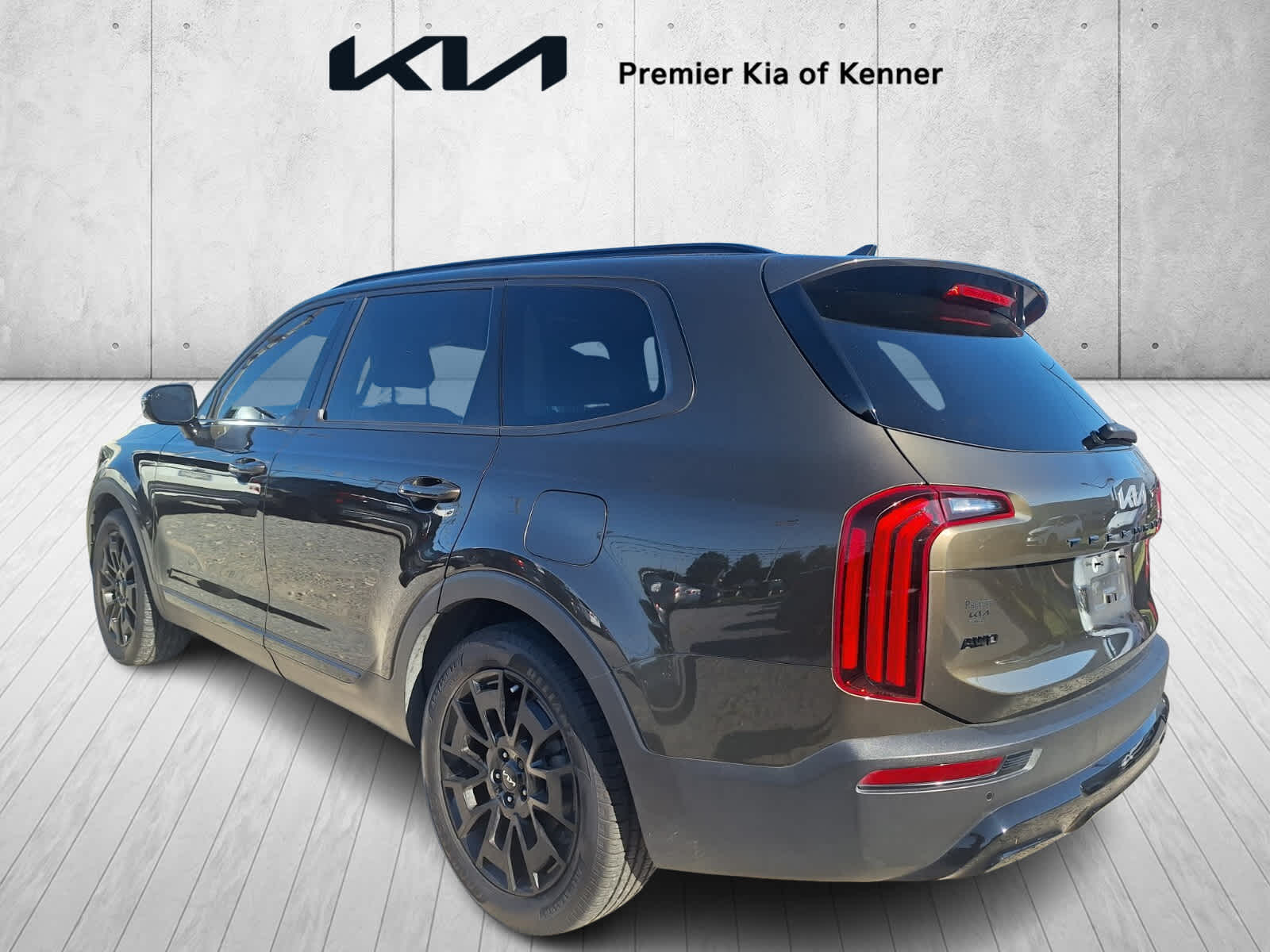 2022 Kia Telluride SX photo 3