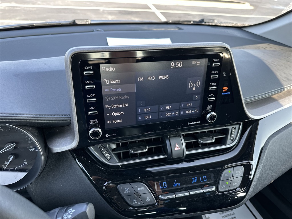 2021 Toyota C-HR LE photo 16