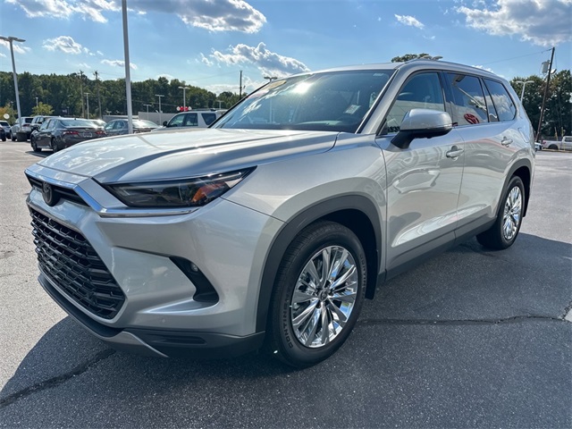 2024 Toyota Grand Highlander Platinum photo 7
