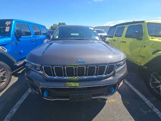 Used 2023 Jeep Grand Cherokee Overland 4xe with VIN 1C4RJYD68P8785154 for sale in Kansas City