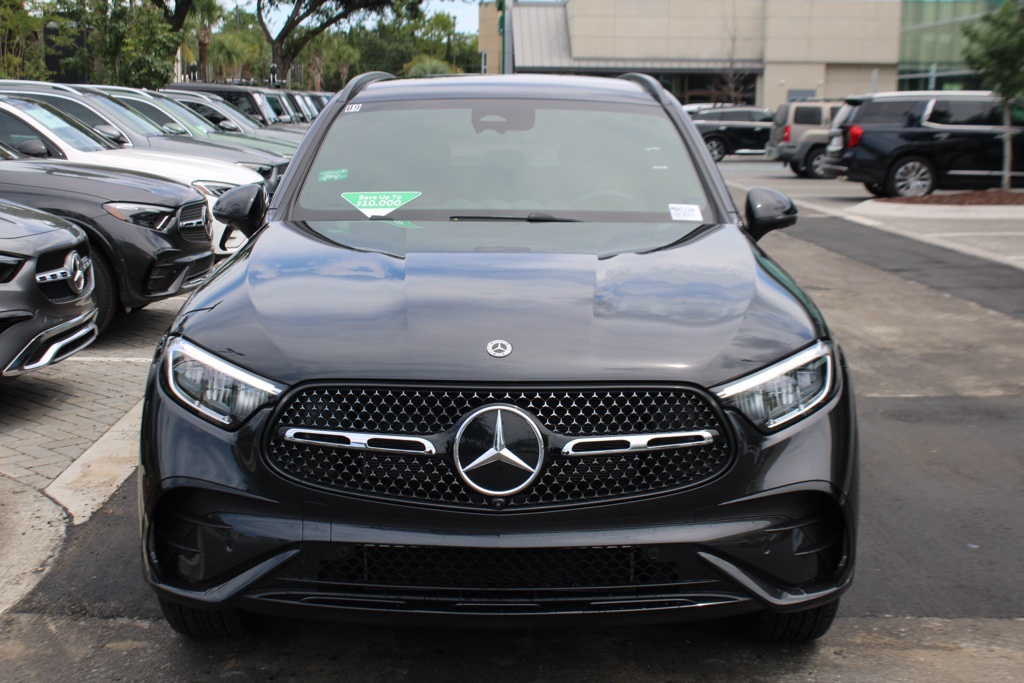 2025 Mercedes Benz GLC 350e 4MATIC photo 2