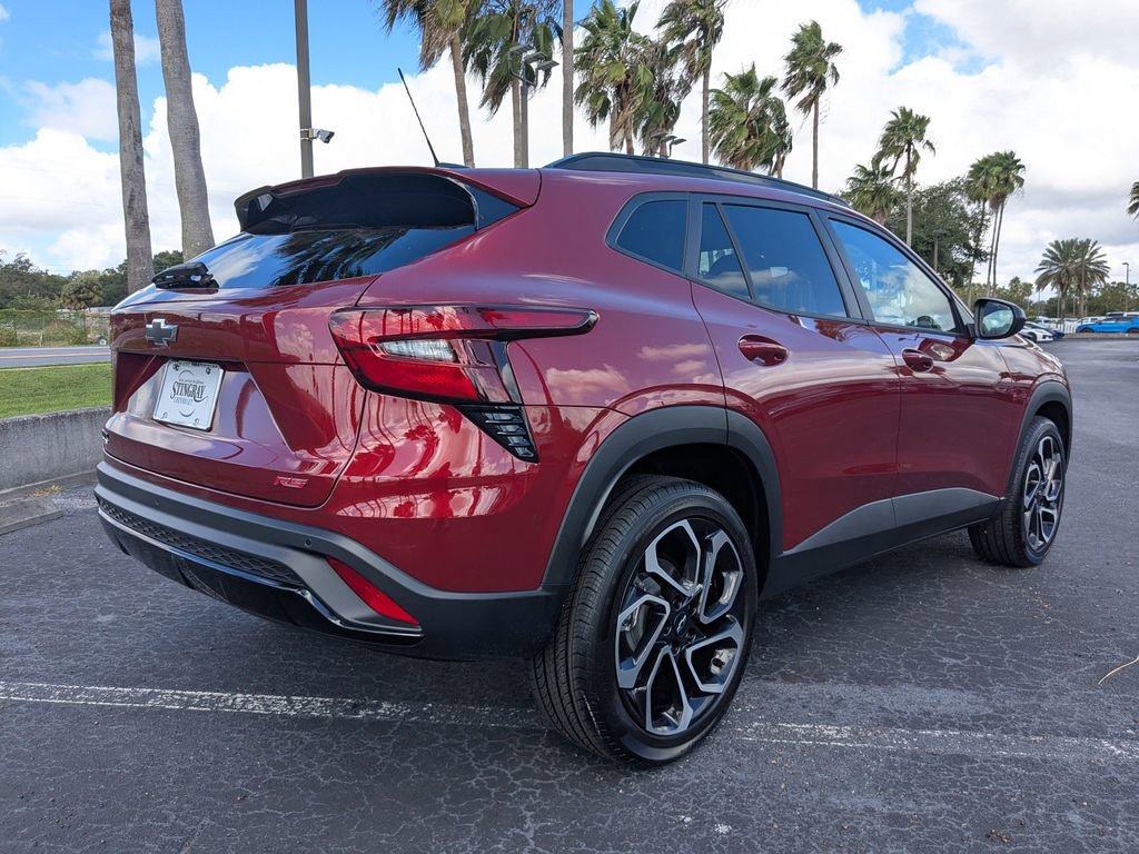 2025 Chevrolet Trax photo 4