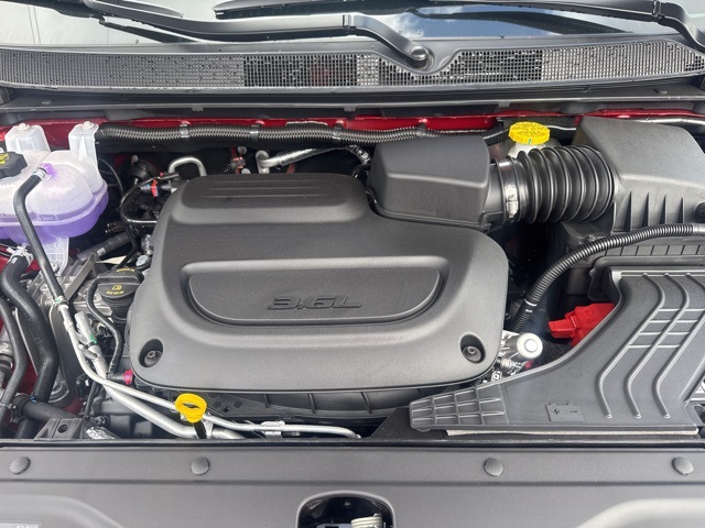 2025 Chrysler Voyager LX photo 21
