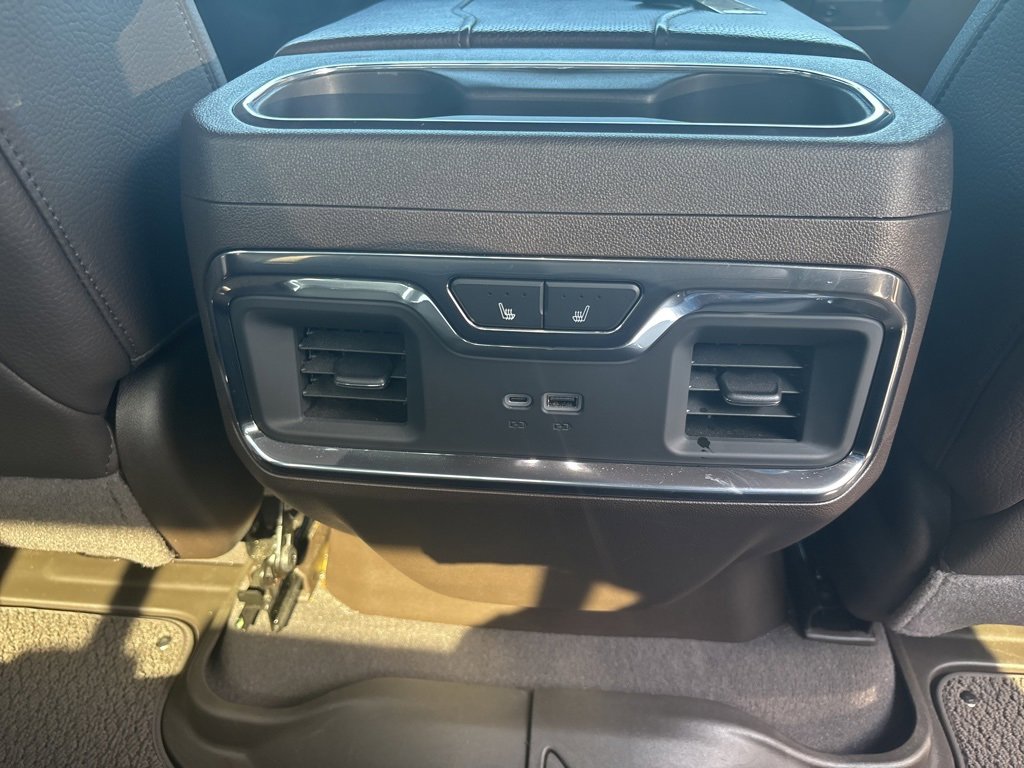 2024 Gmc Sierra 1500 Denali photo 10