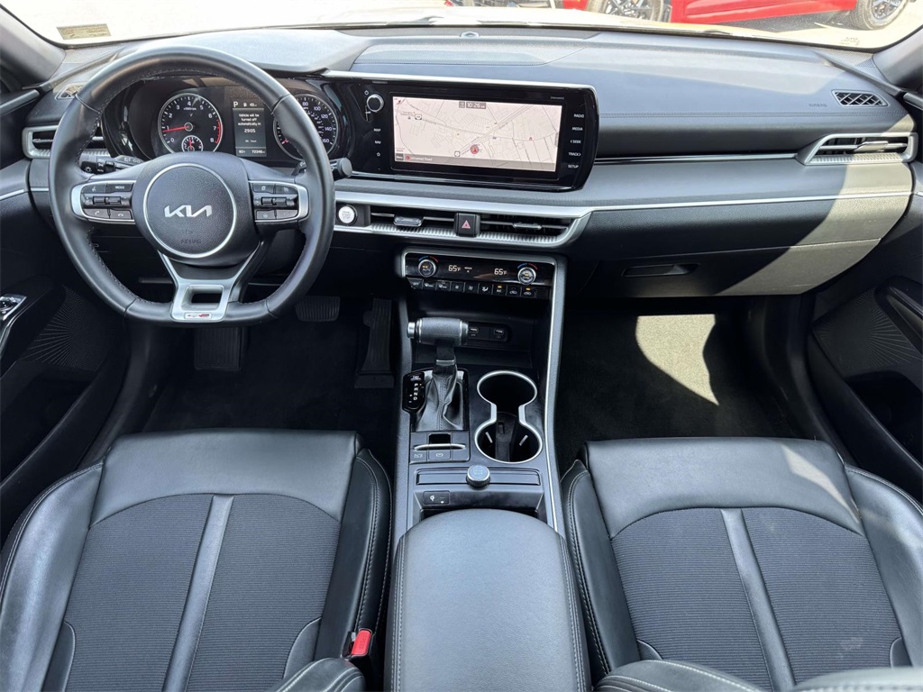 2022 Kia K5 GT-Line photo 17