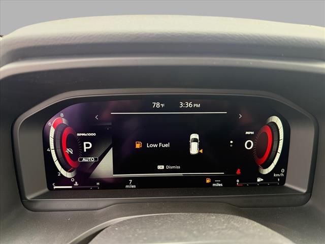 2025 Nissan Rogue SL photo 12