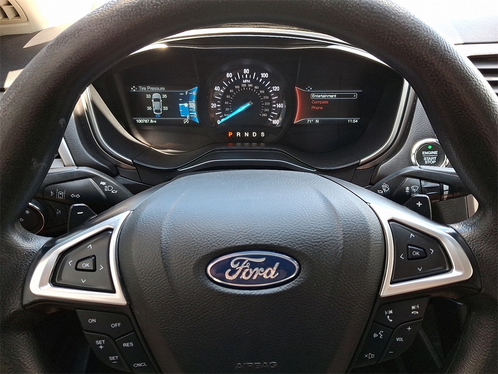 2019 Ford Fusion SE photo 18