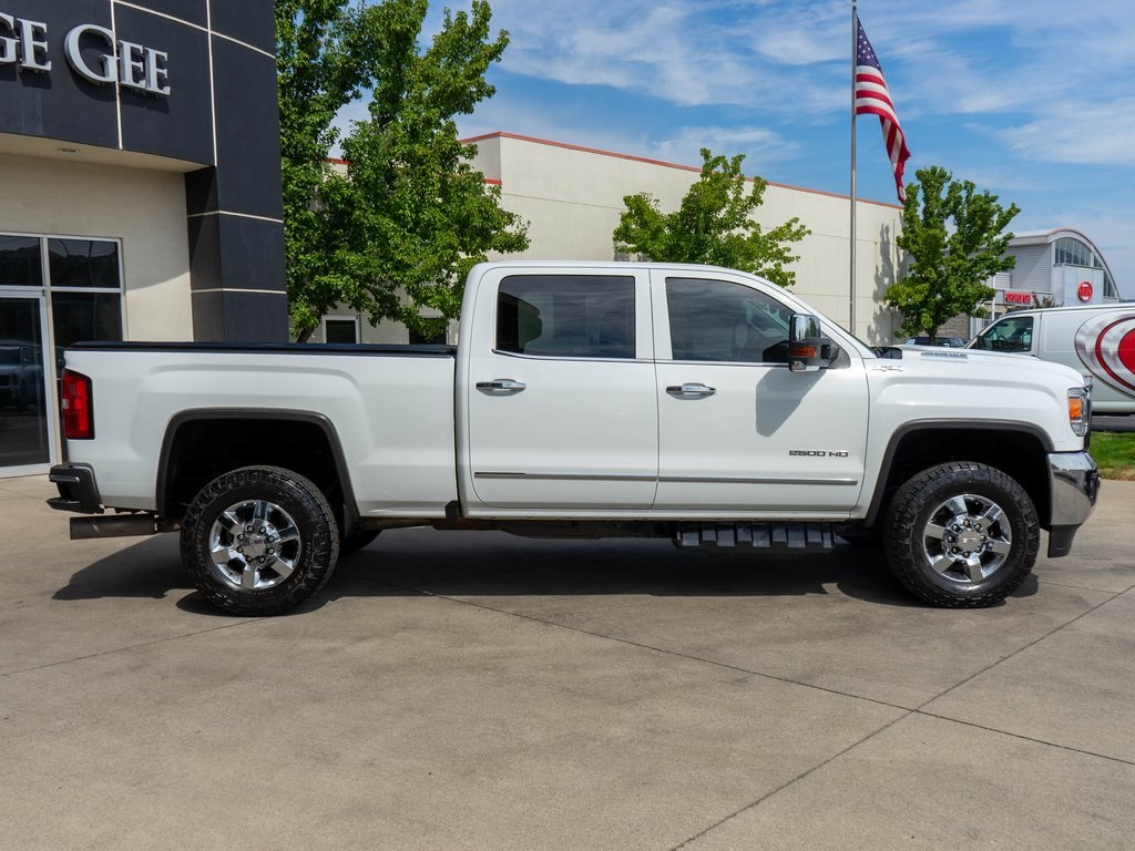 2019 Gmc Sierra HD SLT photo 7