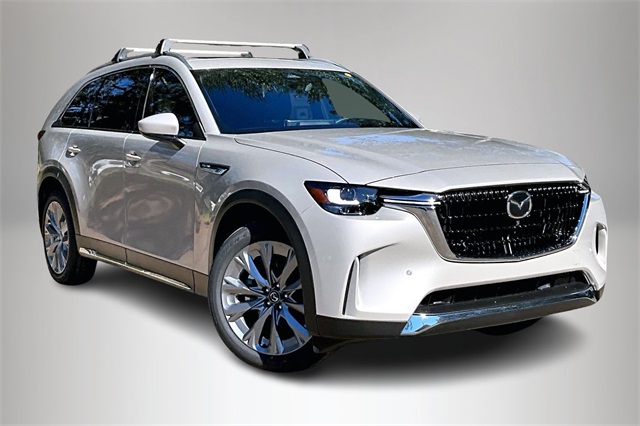 2026 Mazda CX-90 Premium Plus Package's photo