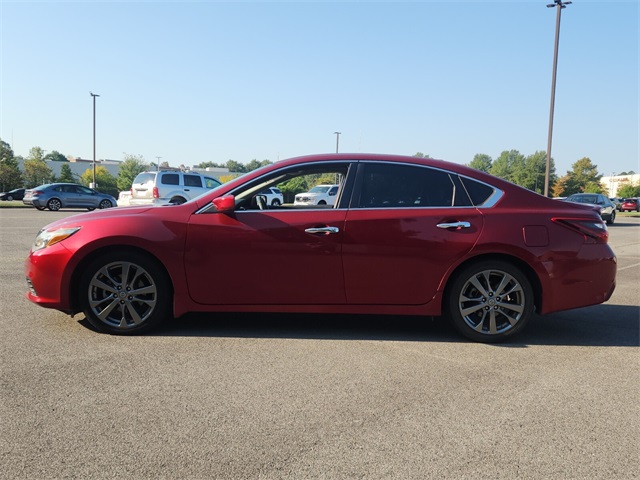 2018 Nissan Altima 2.5 SR photo 5