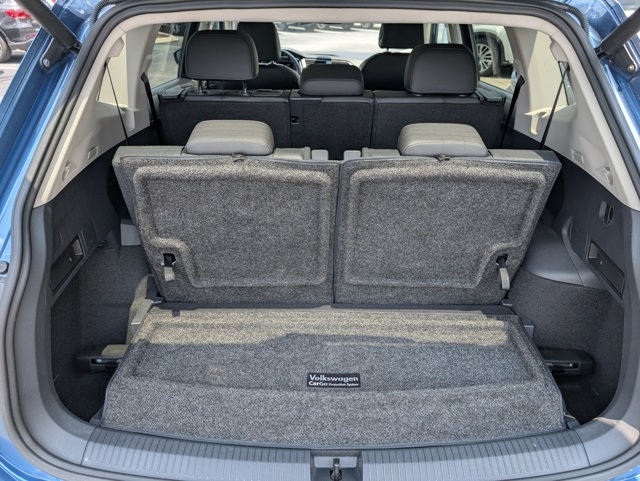 2020 Volkswagen Tiguan SEL photo 21