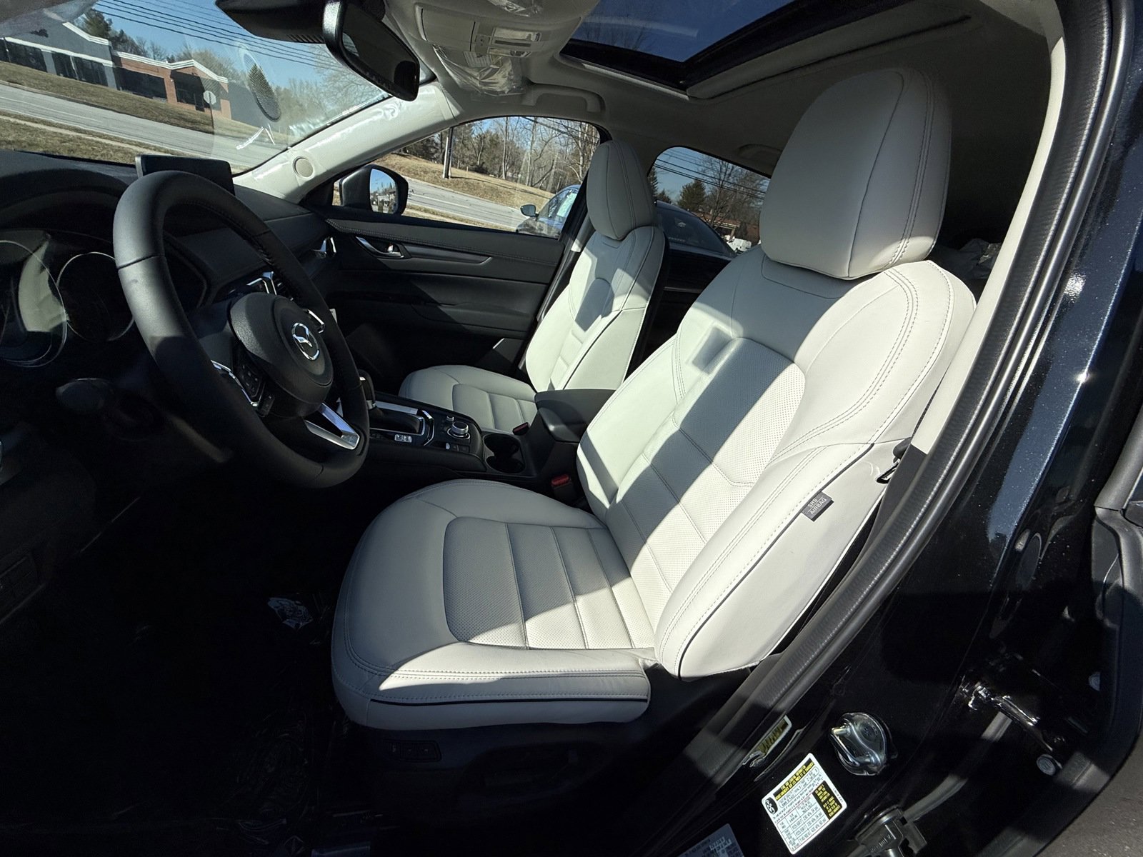 2025 Mazda CX-5 2.5 S Preferred photo 20