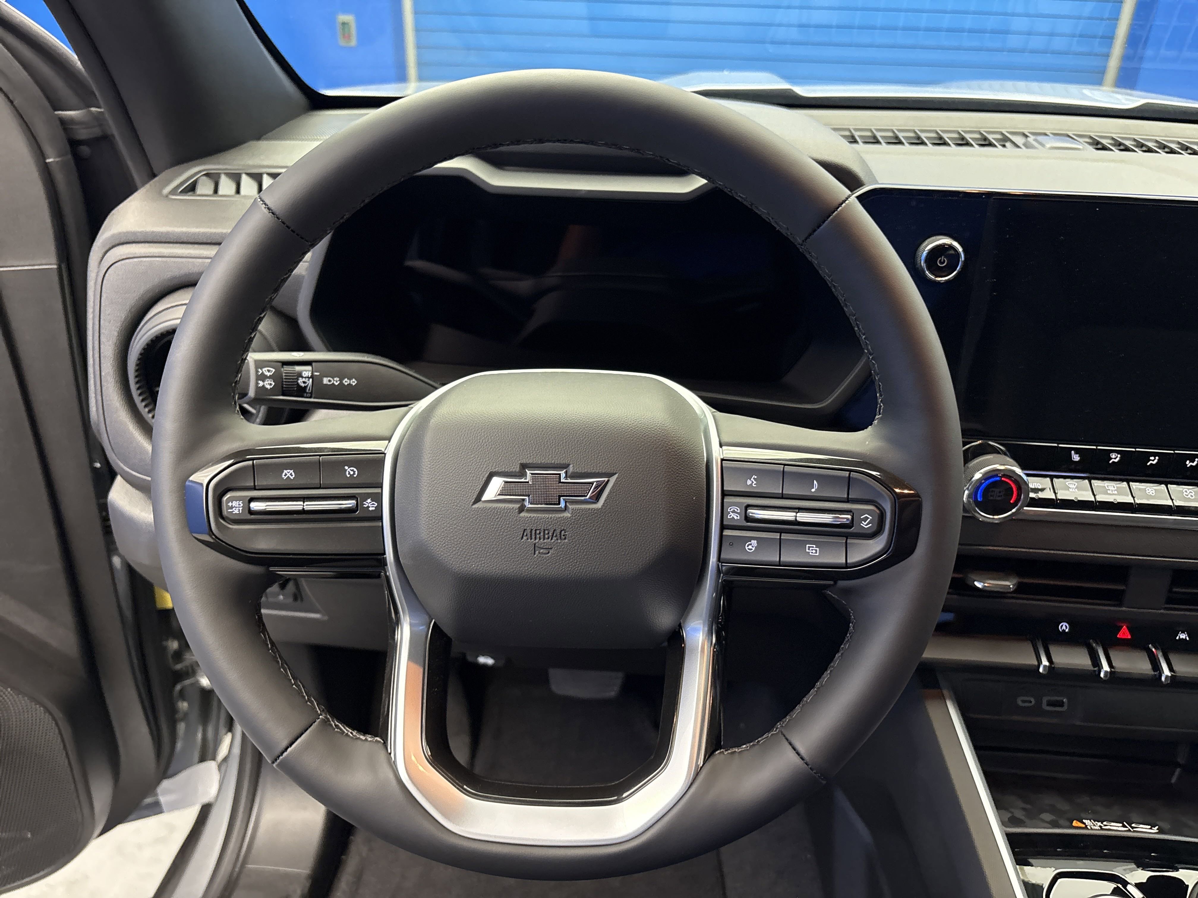2026 Chevrolet Colorado Trail Boss photo 14