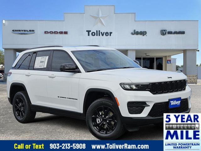 2025 Jeep Grand Cherokee Altitude's photo