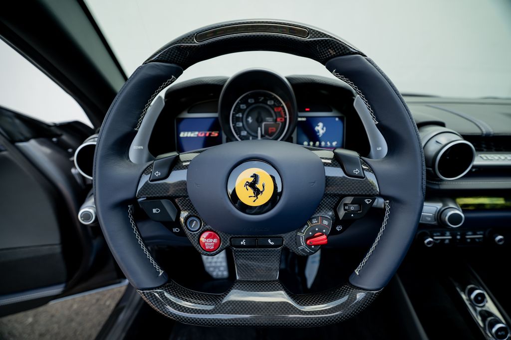 2022 Ferrari 812 GTS photo 5