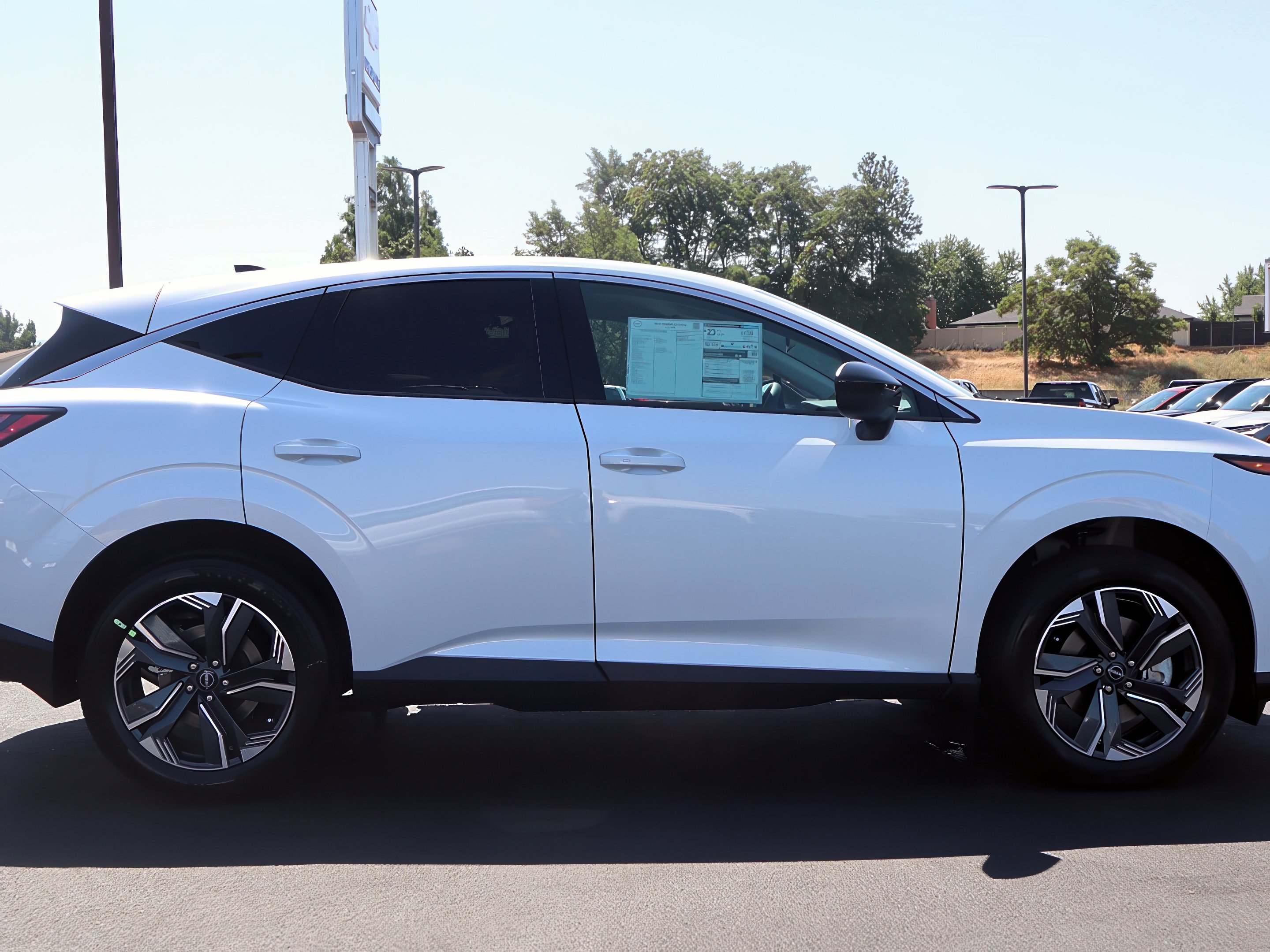2025 Nissan Murano SV photo 6