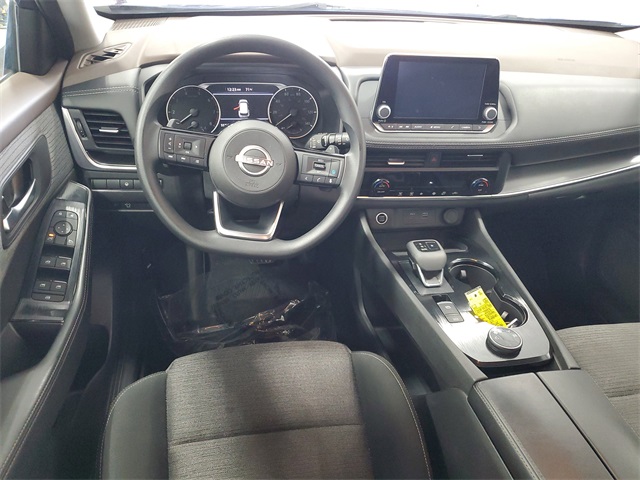 2023 Nissan Rogue SV photo 23