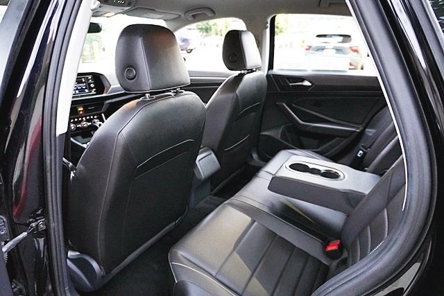 Used 2024 Black Volkswagen 1.5T SE image 15