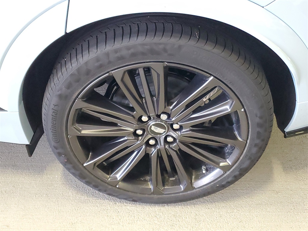 2026 Cadillac Lyriq photo 5