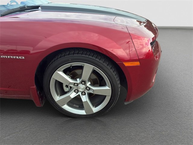 2011 Chevrolet Camaro 2LT photo 18