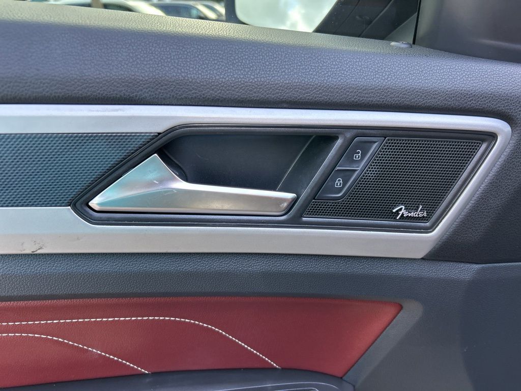 2022 Volkswagen Atlas Cross Sport V6 SEL Premium R-Line photo 12