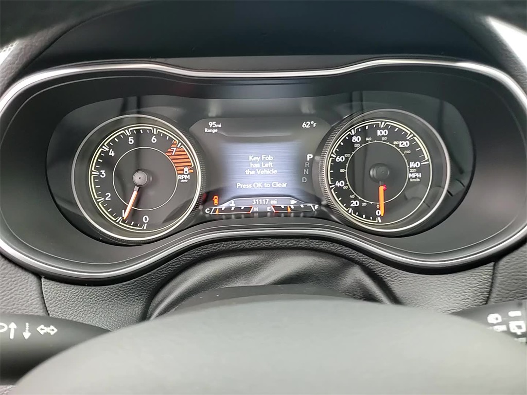 2020 Jeep Cherokee Limited photo 28