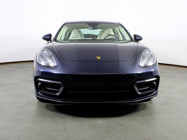 2022 Porsche Panamera 4 photo 10