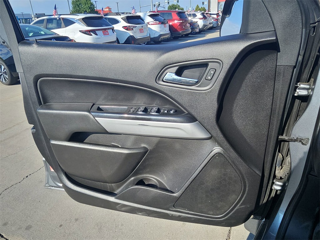 2018 Chevrolet Colorado ZR2 photo 22