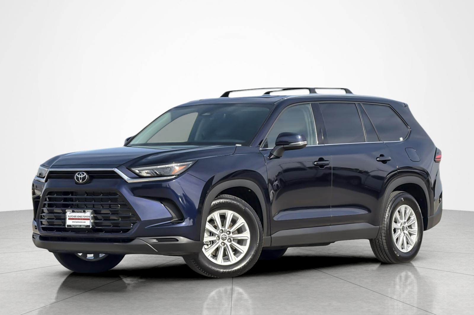 2025 Toyota Grand Highlander XLE's photo
