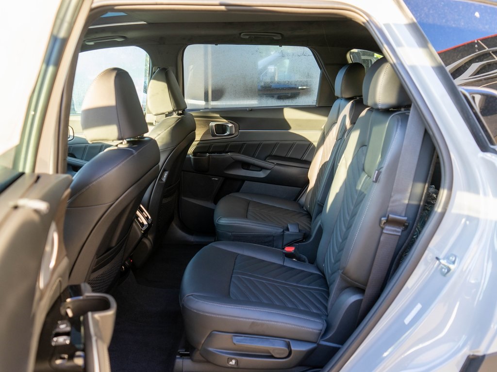 2026 Kia Sorento X-Line SX Prestige photo 11