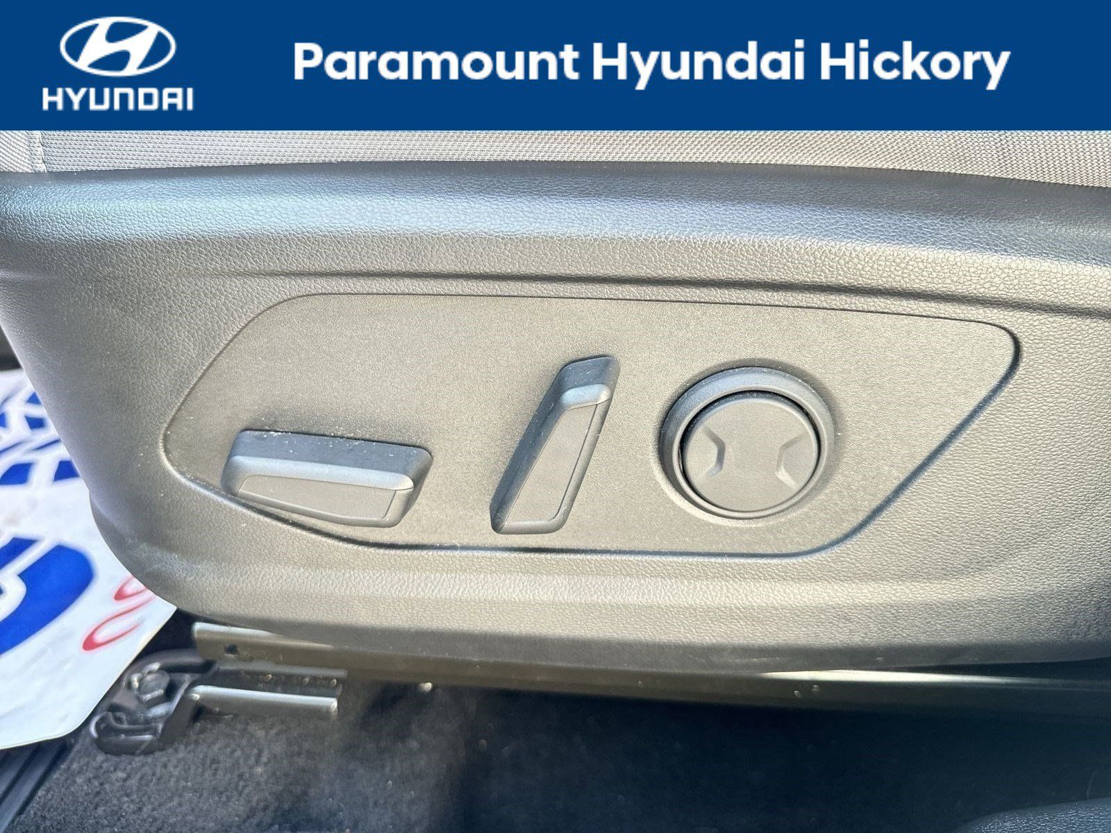2024 Hyundai Santa Cruz SEL photo 18