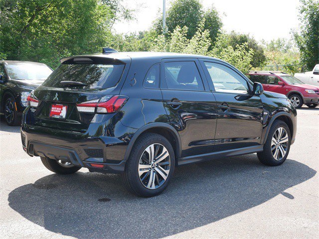 2024 Mitsubishi Outlander Sport ES photo 4