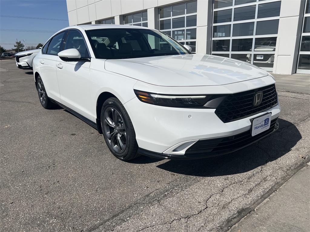 2025 Honda Accord Hybrid EX-L photo 2