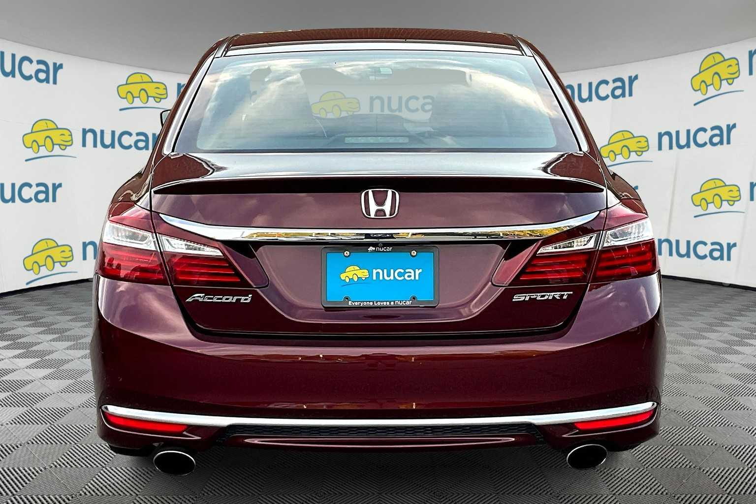 2017 Honda Accord Sport photo 5