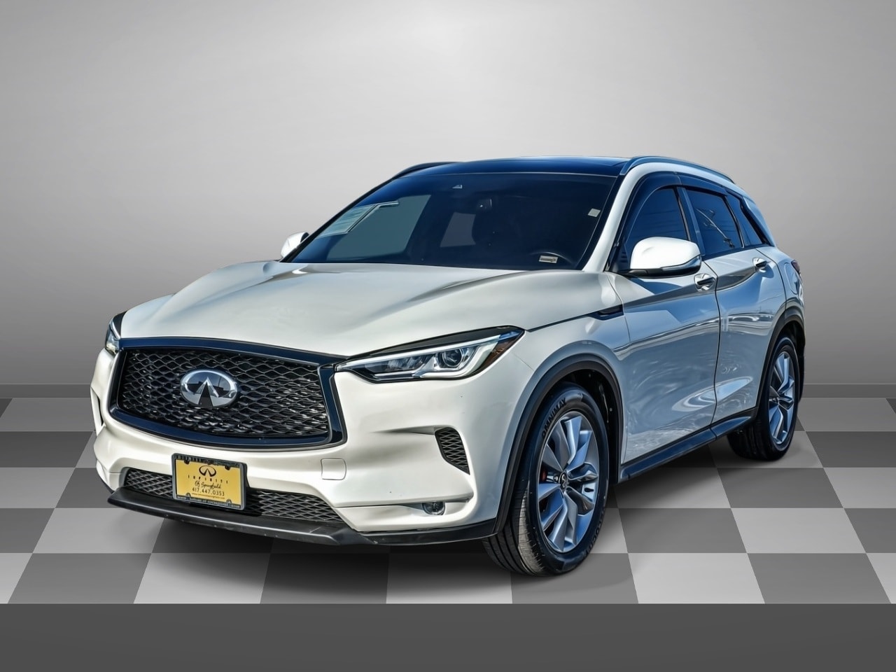 2021 Infiniti QX50 Luxe photo 3