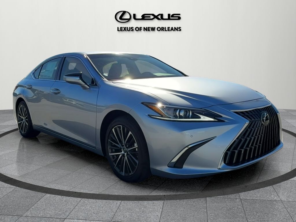 2025 Lexus ES 350's photo